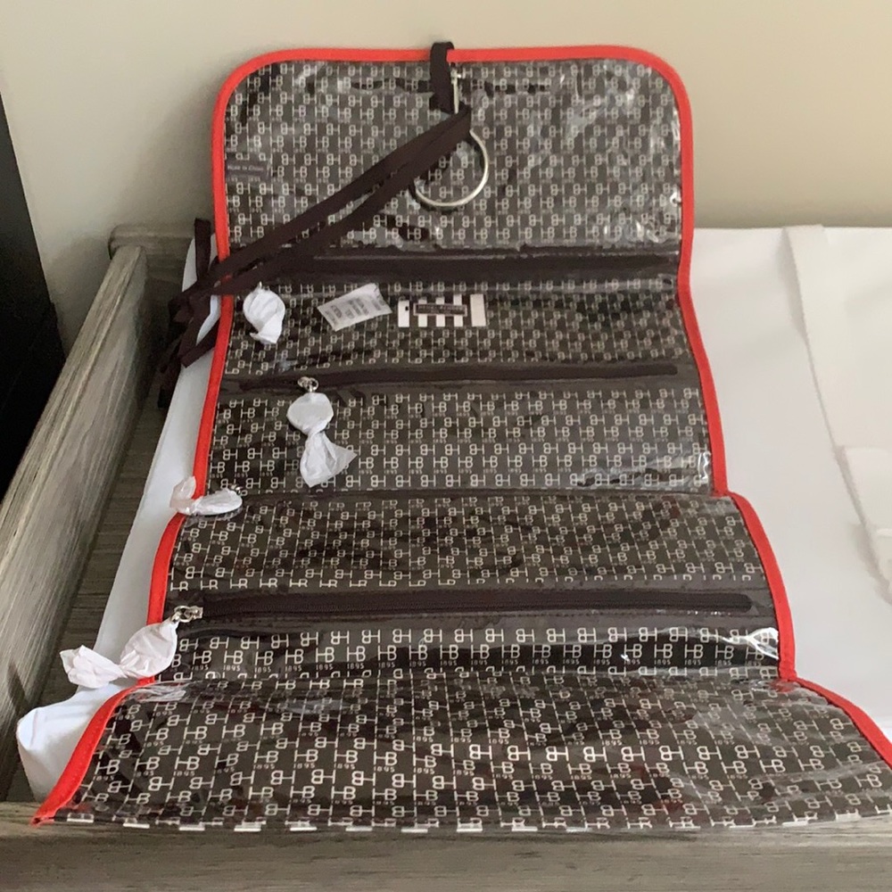 Henri Bendel Hanging Cosmetic Case